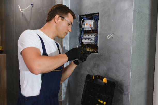 Best Electrical Contractors for Businesses  in Fridley, MN